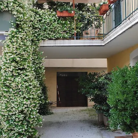 Guest Apartament Clarice Apartment Capodacqua (Foligno)