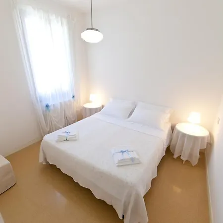 Guest Apartament Clarice Apartment