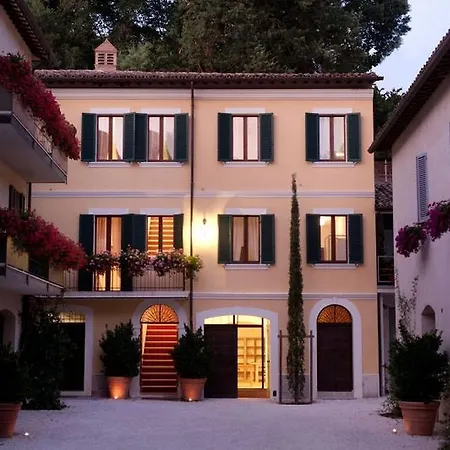 Apartment Guest Apartament Clarice Capodacqua (Foligno)